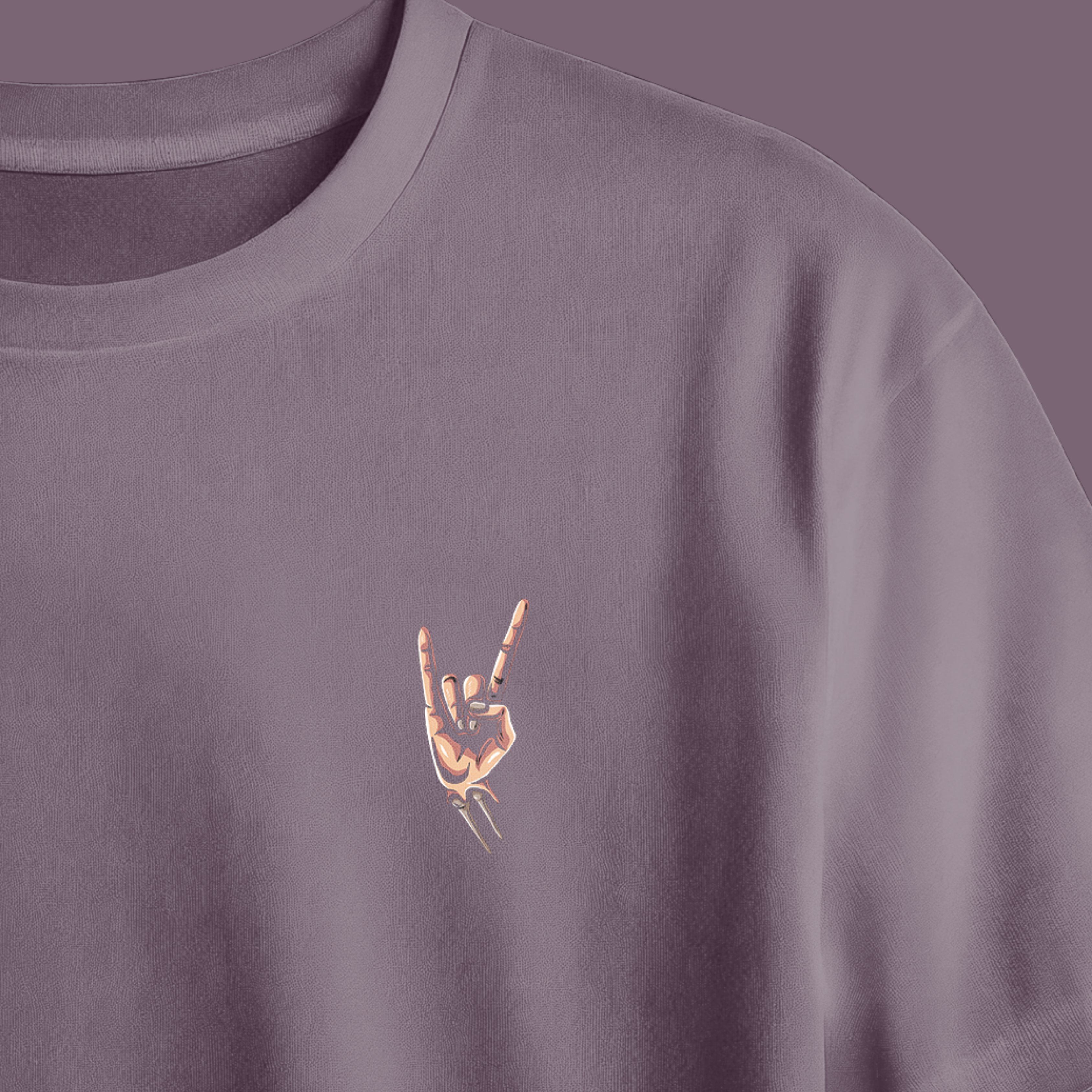 Finger Rock Chest Printed Oversized Tee
